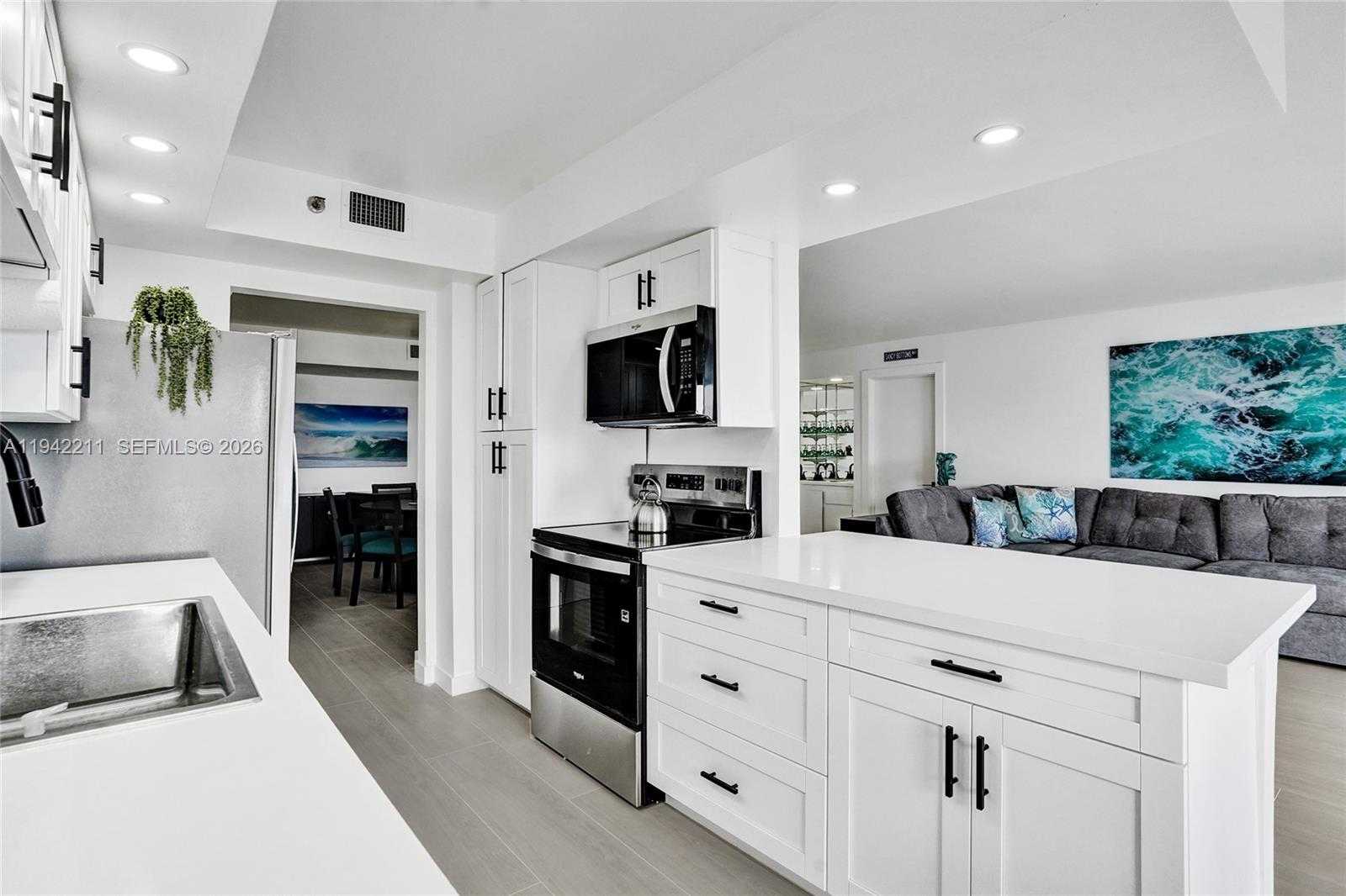 Small Image of 1201 SOUTH OCEAN DR #908S, Hollywood Number 28