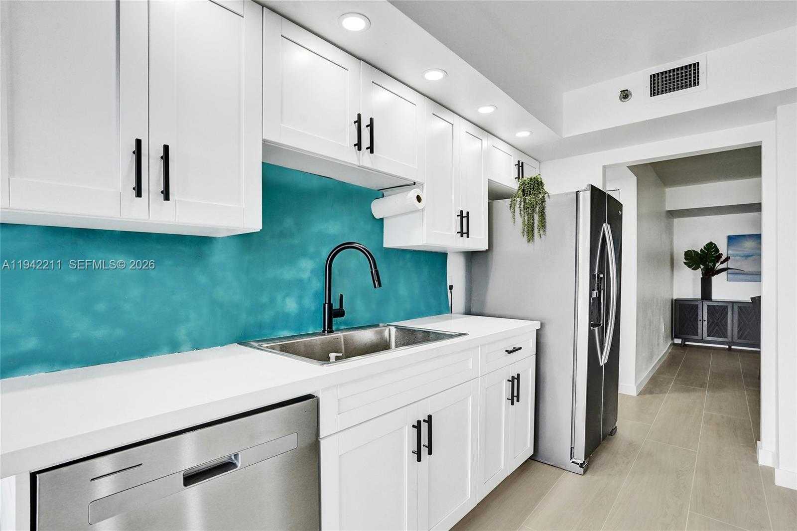 Small Image of 1201 SOUTH OCEAN DR #908S, Hollywood Number 29