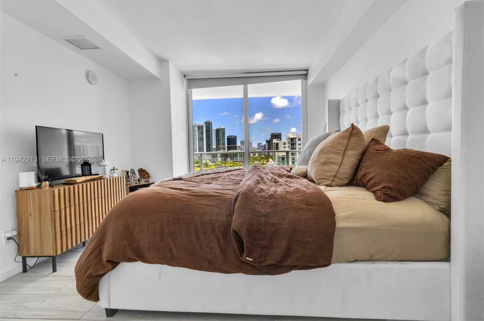 Small Image of 4250 BISCAYNE BLVD #1217, Miami Number 16