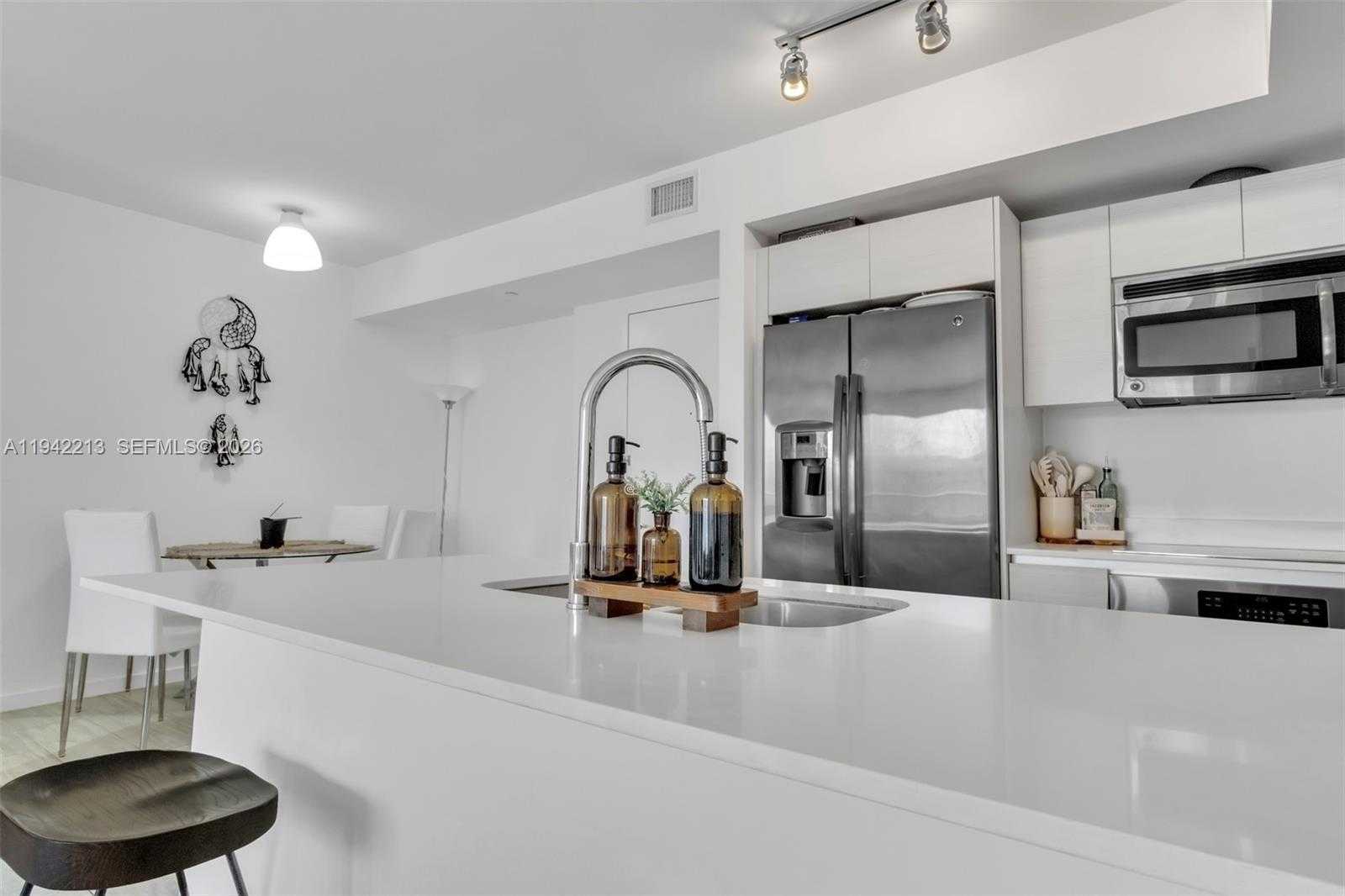 Small Image of 4250 BISCAYNE BLVD #1217, Miami Number 4