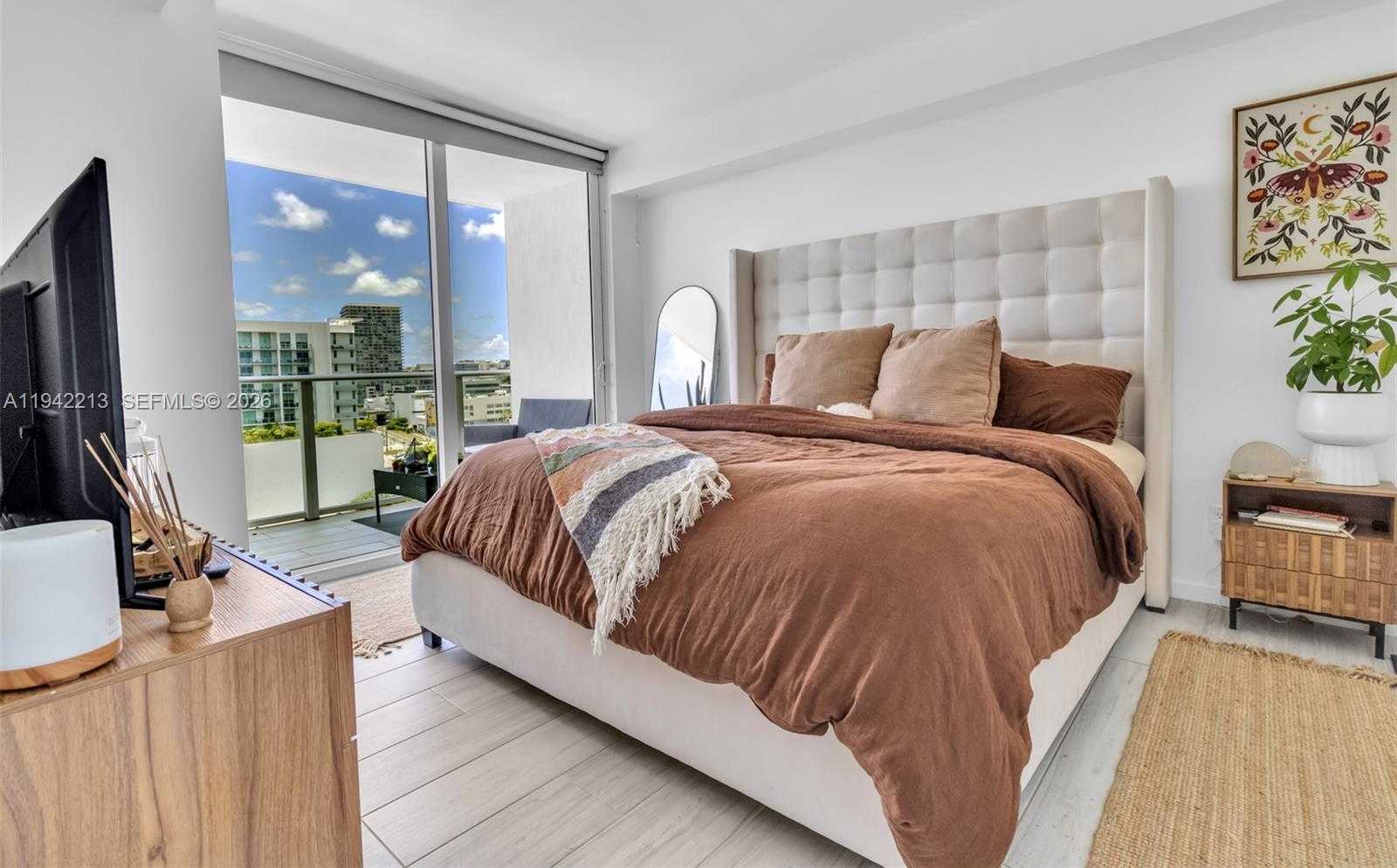 Small Image of 4250 BISCAYNE BLVD #1217, Miami Number 7