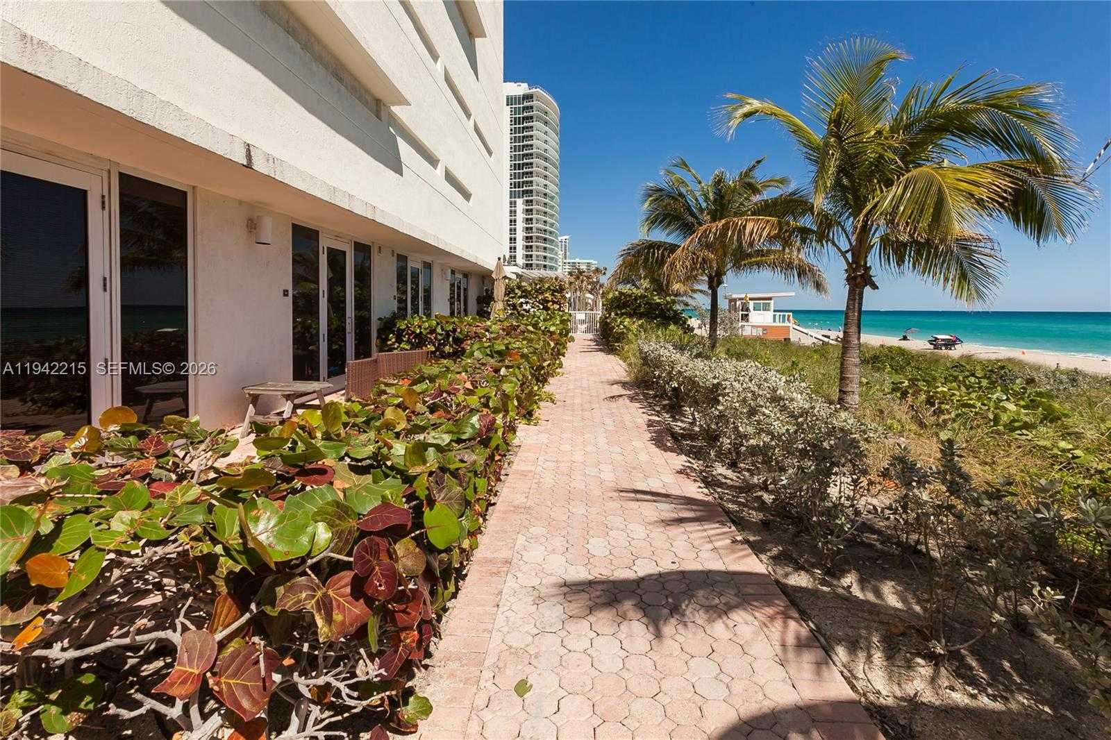Small Image of 1830 SOUTH OCEAN DR #2110, Hallandale Beach Number 30
