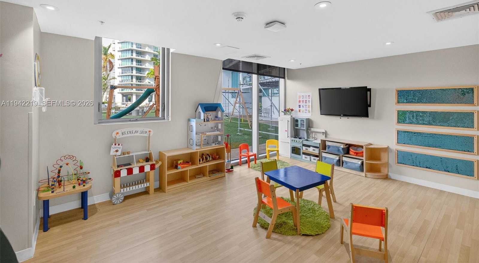 Small Image of 92 SOUTH WEST 3RD ST #307, Miami Number 38