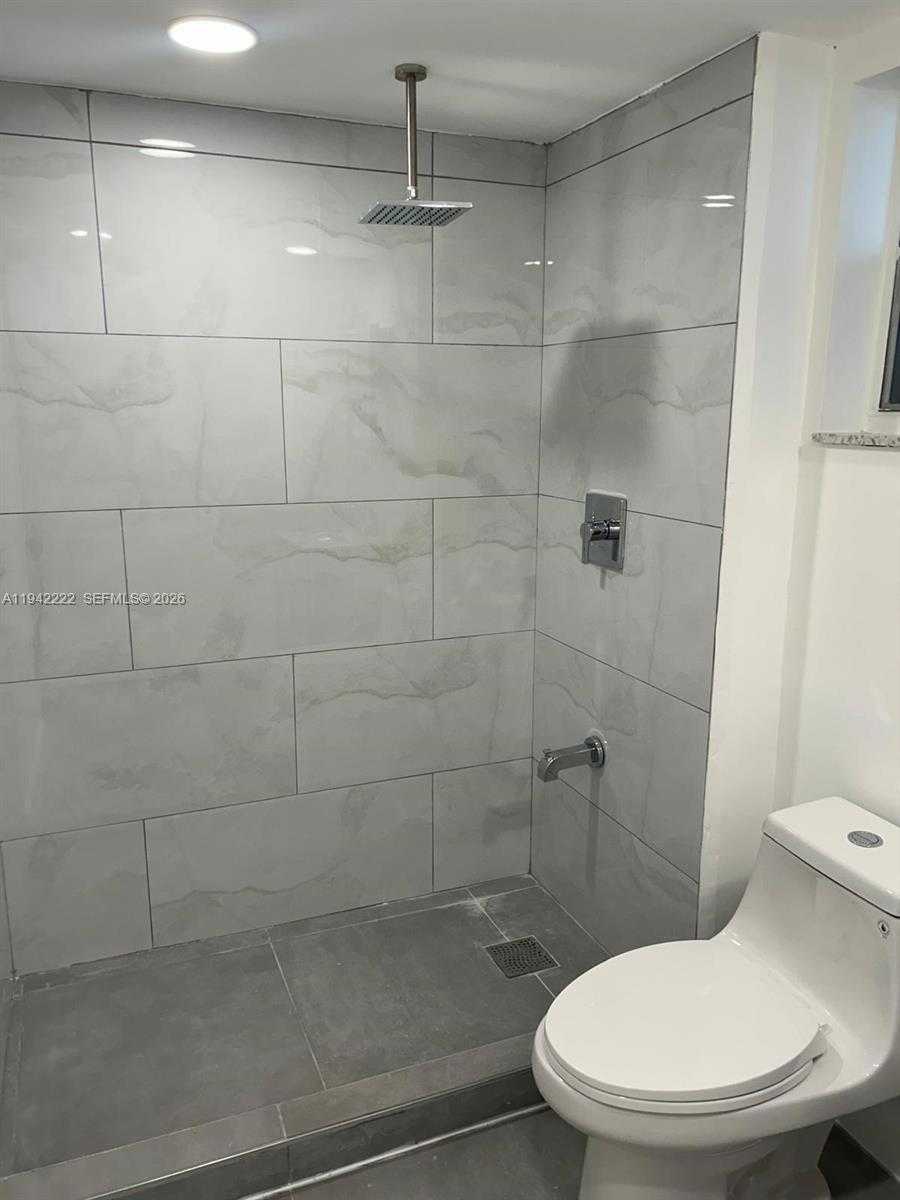 Small Image of 500 NORTH EAST 12TH AVE #304, Hallandale Beach Number 10