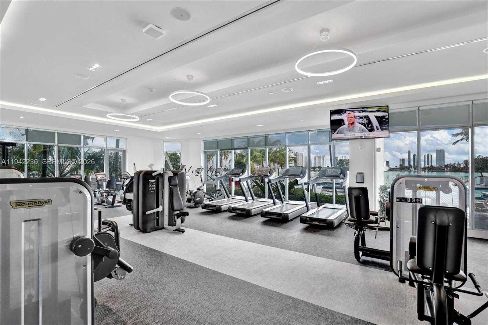 Small Image of 17301 BISCAYNE BLVD #708, North Miami Beach Number 40