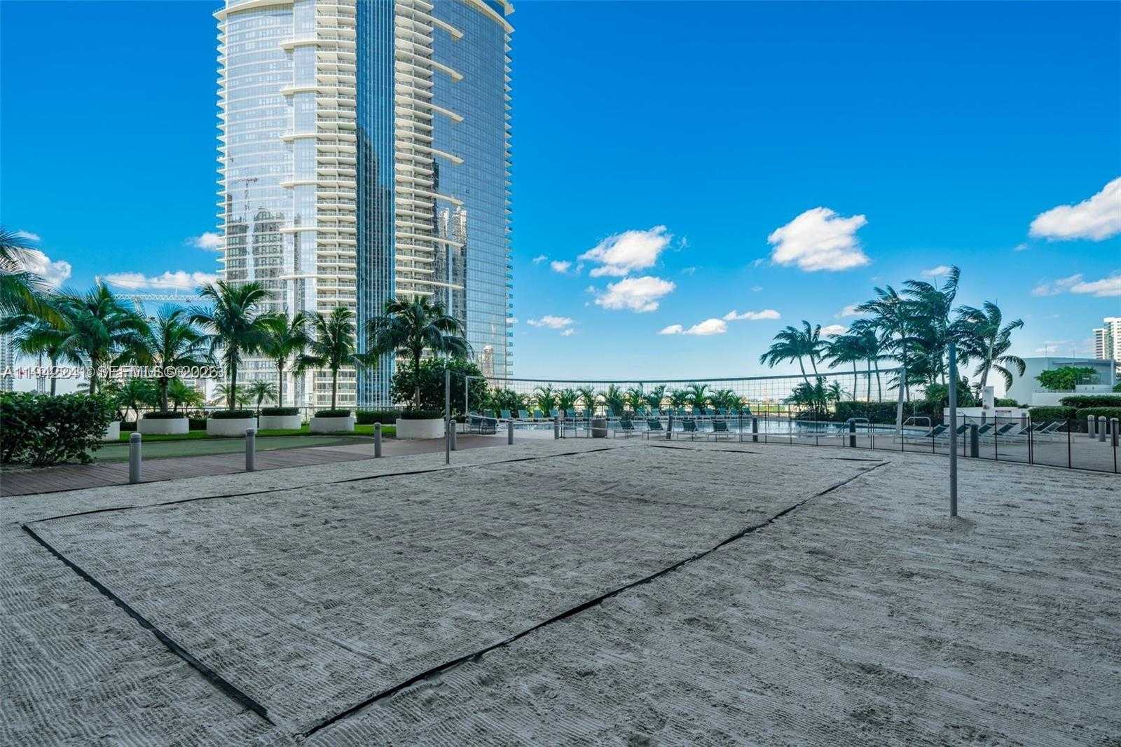 Small Image of 888 BISCAYNE BLVD #3601, Miami Number 31