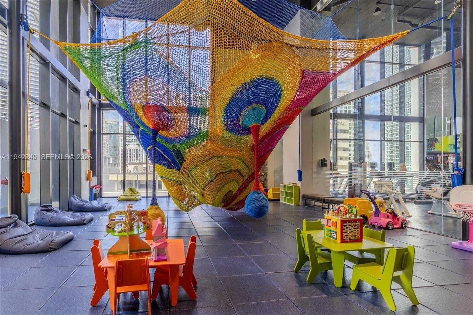 Small Image of 1010 BRICKELL AVE #3807, Miami Number 27