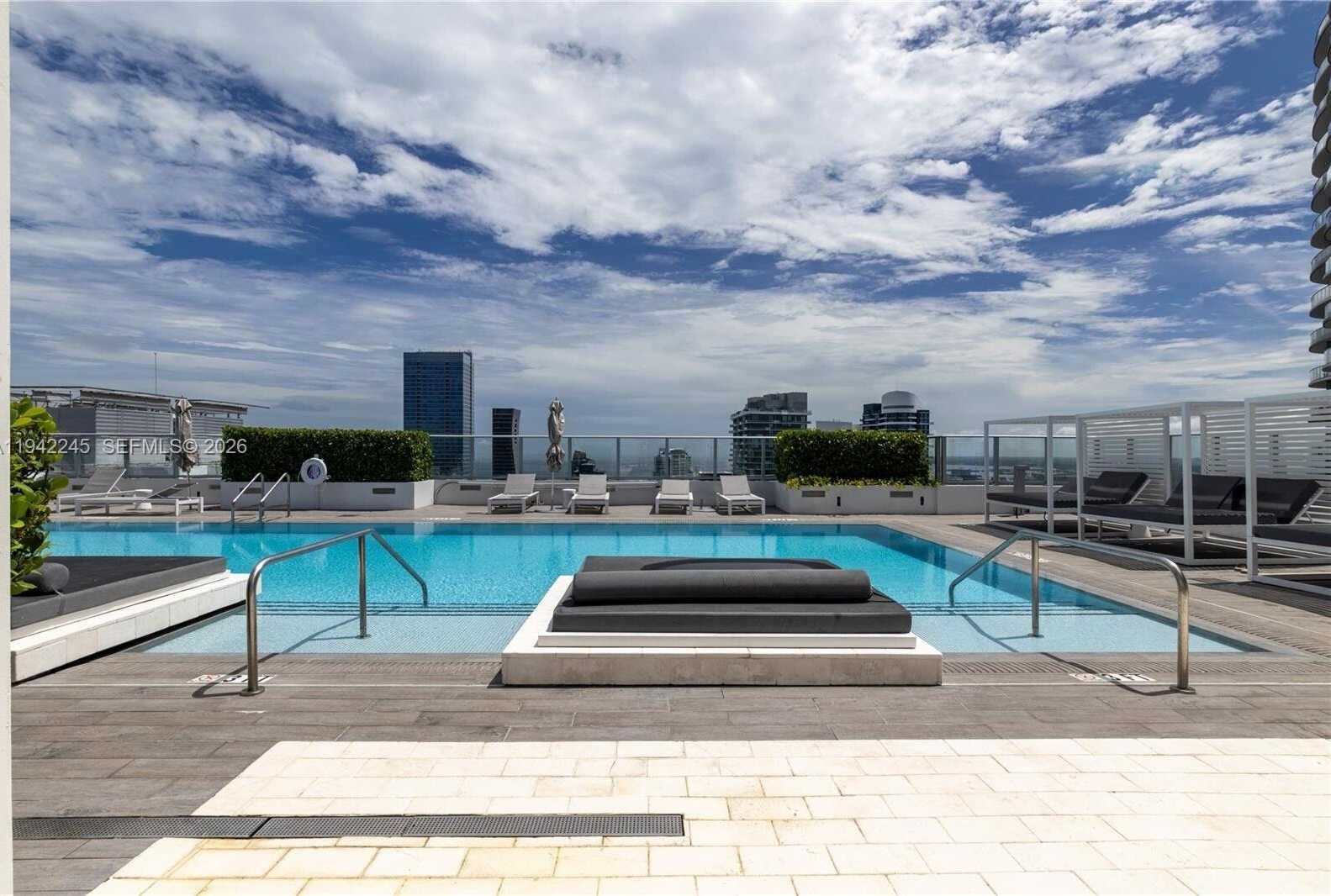 Small Image of 1010 BRICKELL AVE #3807, Miami Number 32