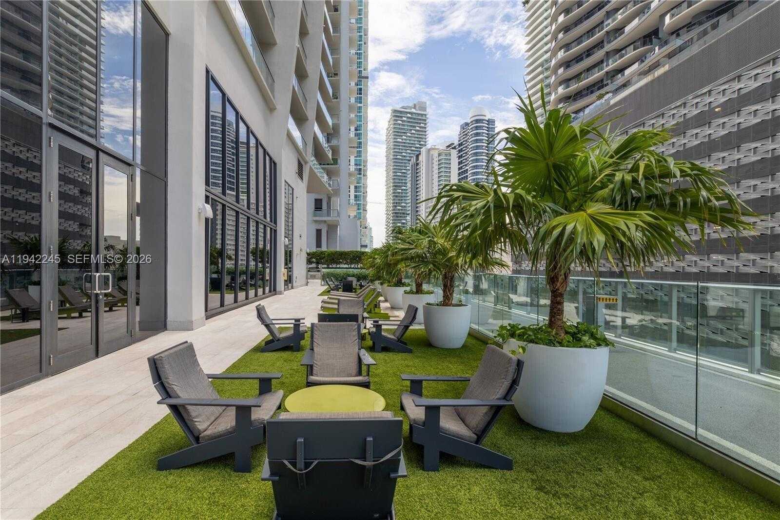 Small Image of 1010 BRICKELL AVE #3807, Miami Number 43