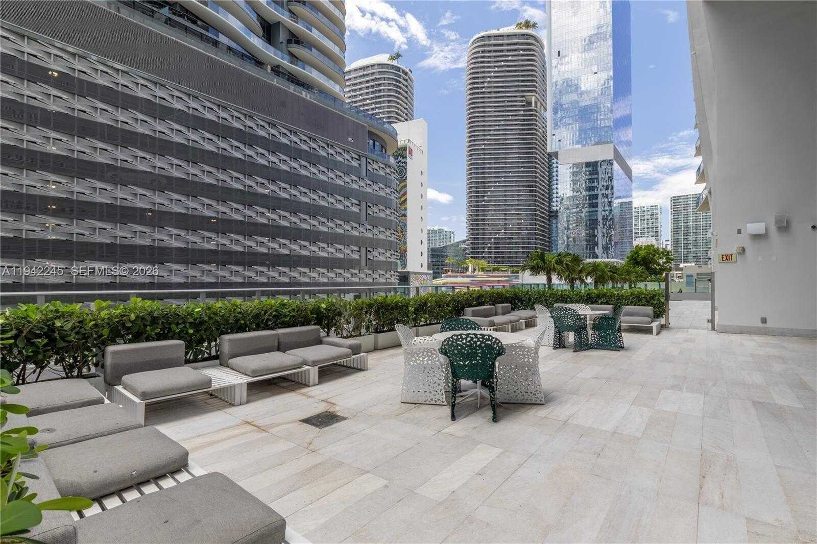 Small Image of 1010 BRICKELL AVE #3807, Miami Number 46