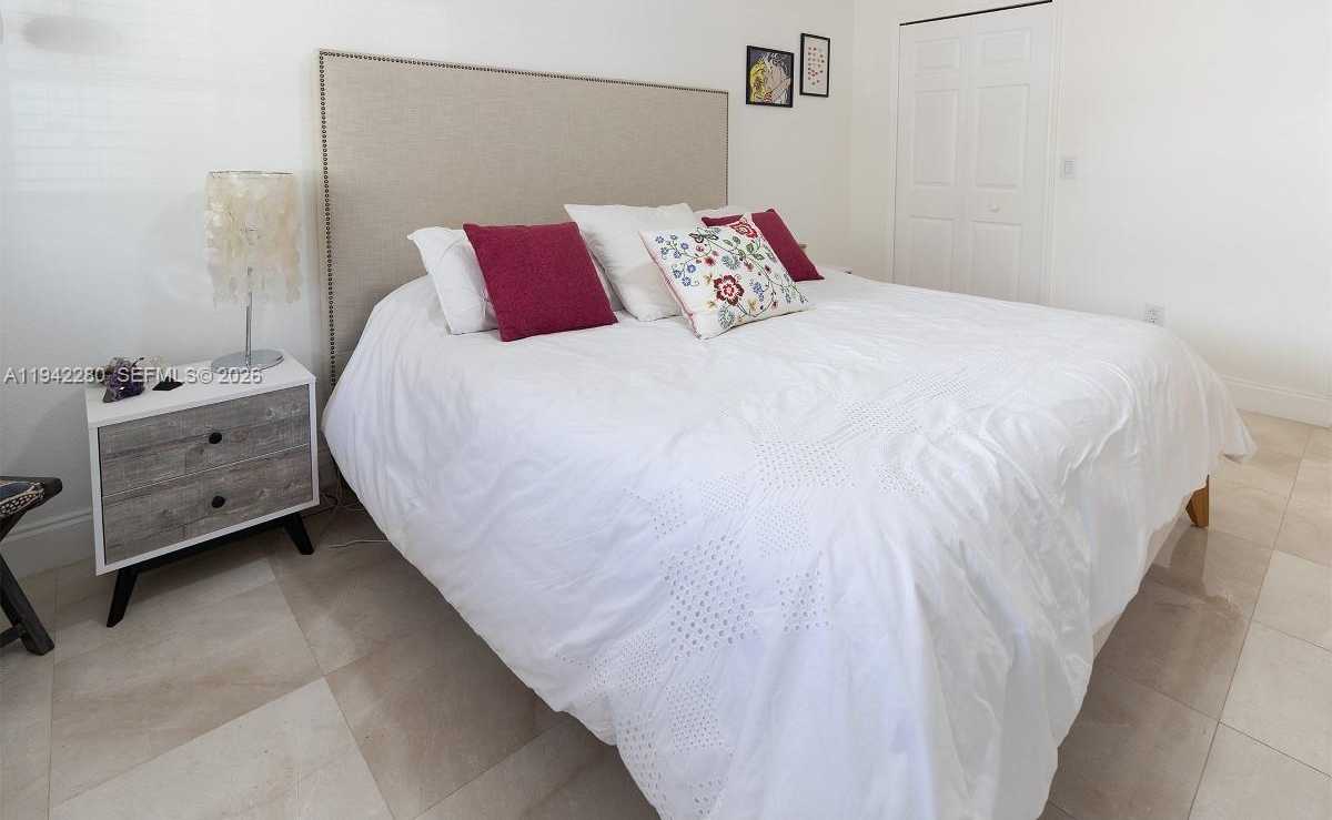 Small Image of 3165 NORTH EAST 184TH ST #6206, Aventura Number 14