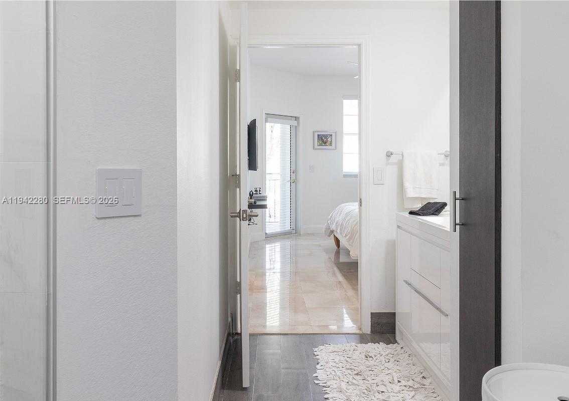 Small Image of 3165 NORTH EAST 184TH ST #6206, Aventura Number 23