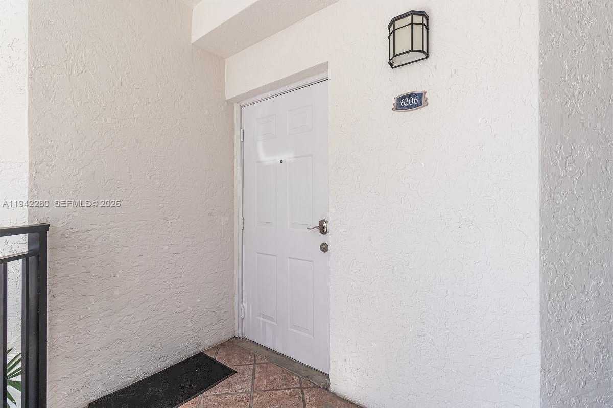 Small Image of 3165 NORTH EAST 184TH ST #6206, Aventura Number 36