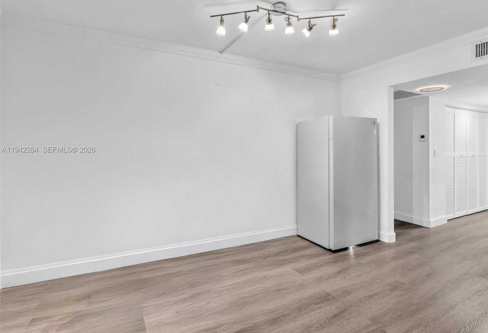 Small Image of 20381 NORTH EAST 30TH AVE #208-7, Aventura Number 11