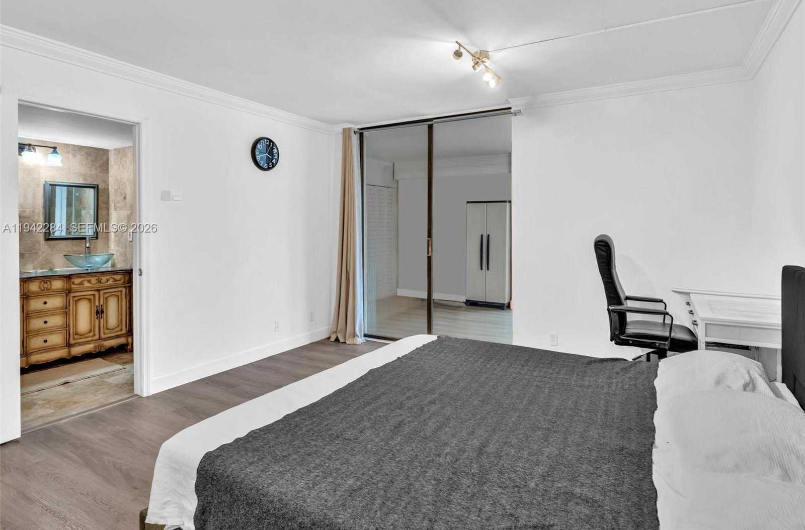 Small Image of 20381 NORTH EAST 30TH AVE #208-7, Aventura Number 31