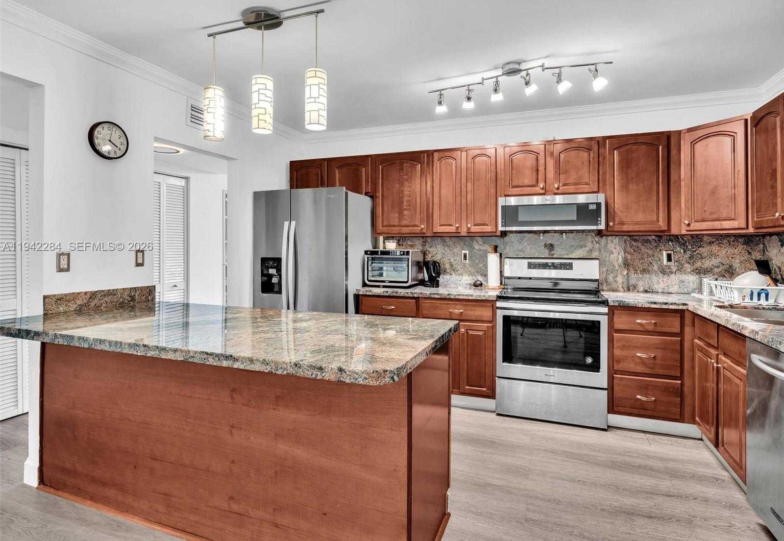 Small Image of 20381 NORTH EAST 30TH AVE #208-7, Aventura Number 4