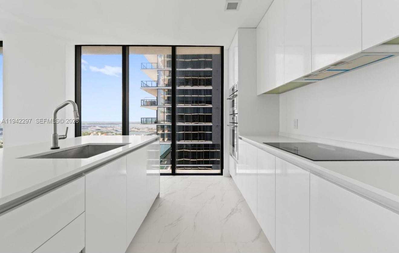 Small Image of 700 NORTH EAST 24 #4907, Miami Number 13