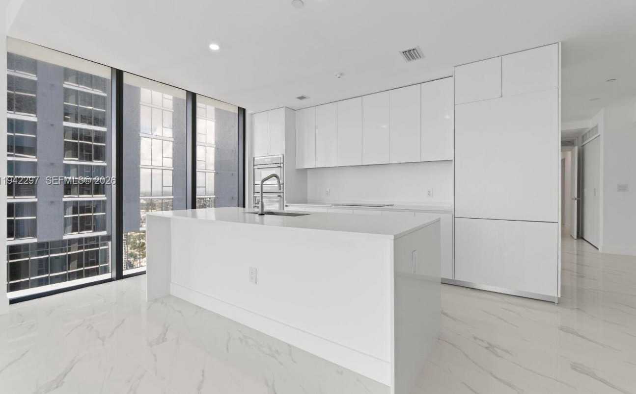 Small Image of 700 NORTH EAST 24 #4907, Miami Number 14