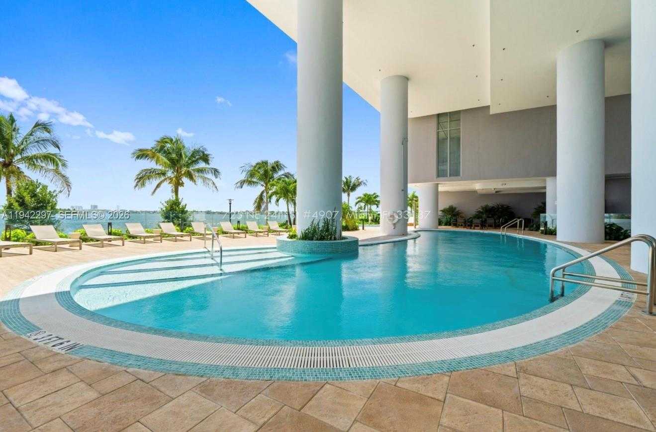 Small Image of 700 NORTH EAST 24 #4907, Miami Number 37