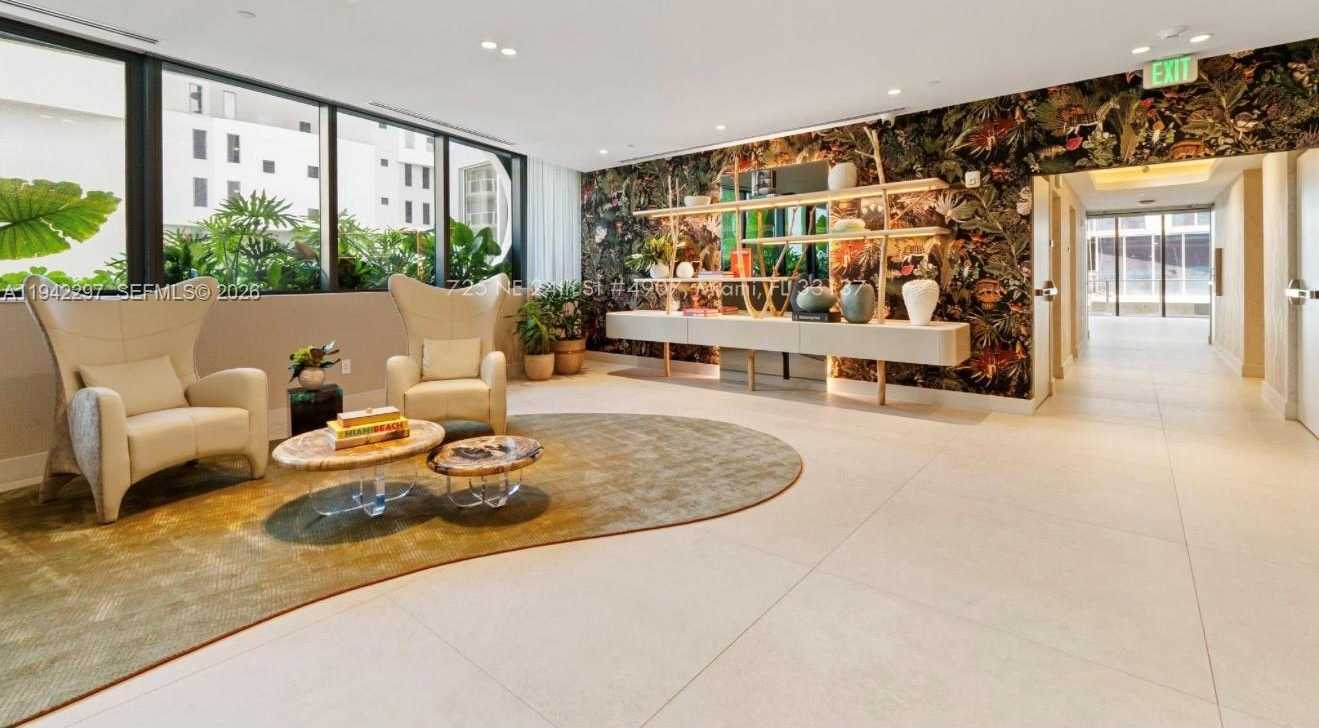 Small Image of 700 NORTH EAST 24 #4907, Miami Number 46