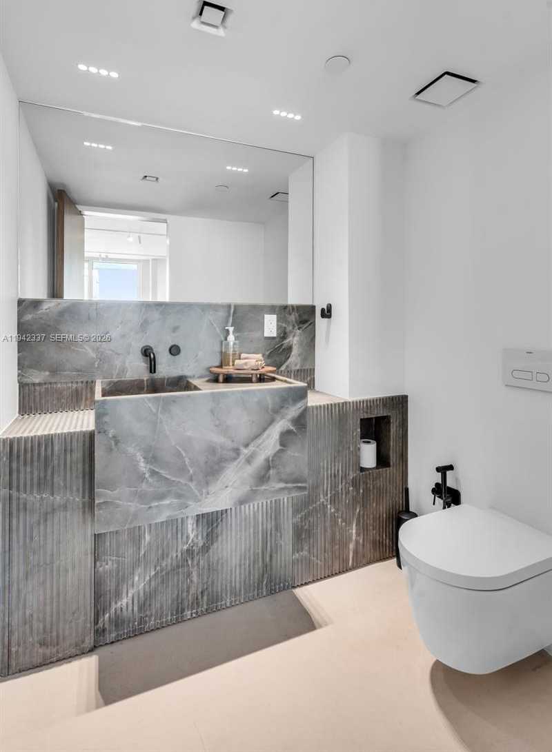 Small Image of 3411 INDIAN CREEK DR #1201, Miami Beach Number 29