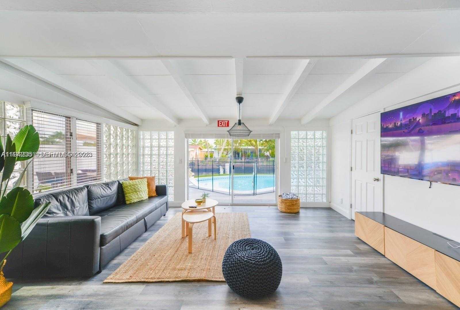 Small Image of 2500 CAT CAY LN, Fort Lauderdale Number 13