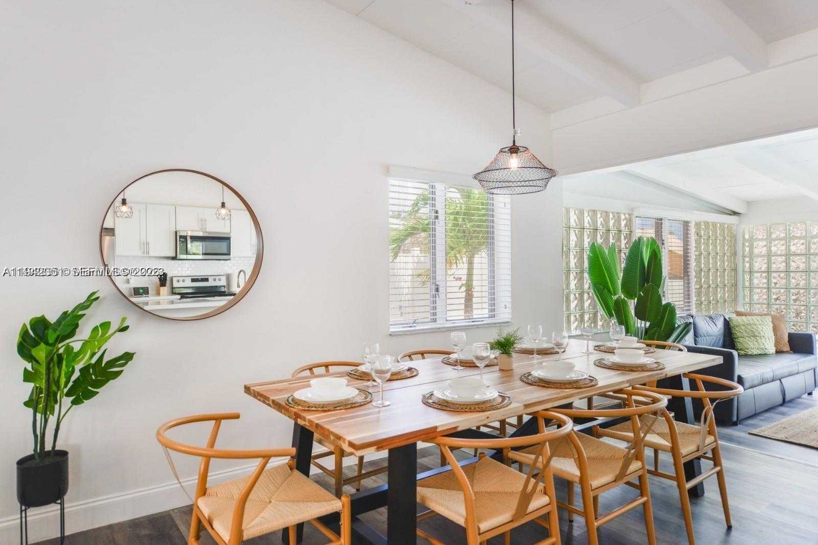 Small Image of 2500 CAT CAY LN, Fort Lauderdale Number 8