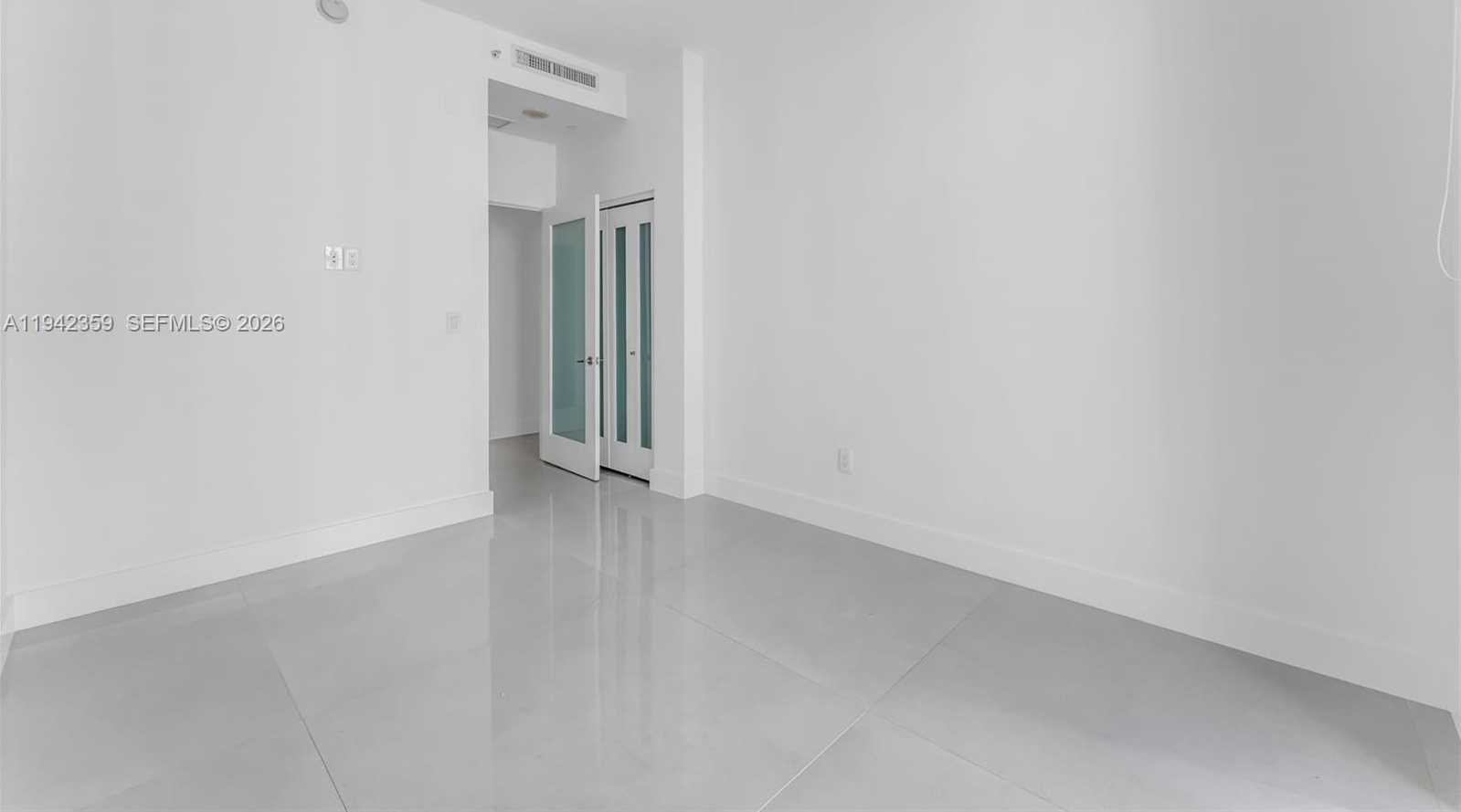 Small Image of 901 BRICKELL KEY BLVD #3206, Miami Number 25