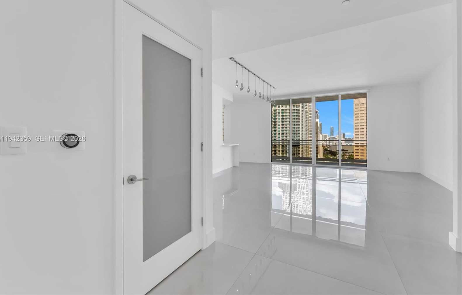 Small Image of 901 BRICKELL KEY BLVD #3206, Miami Number 30