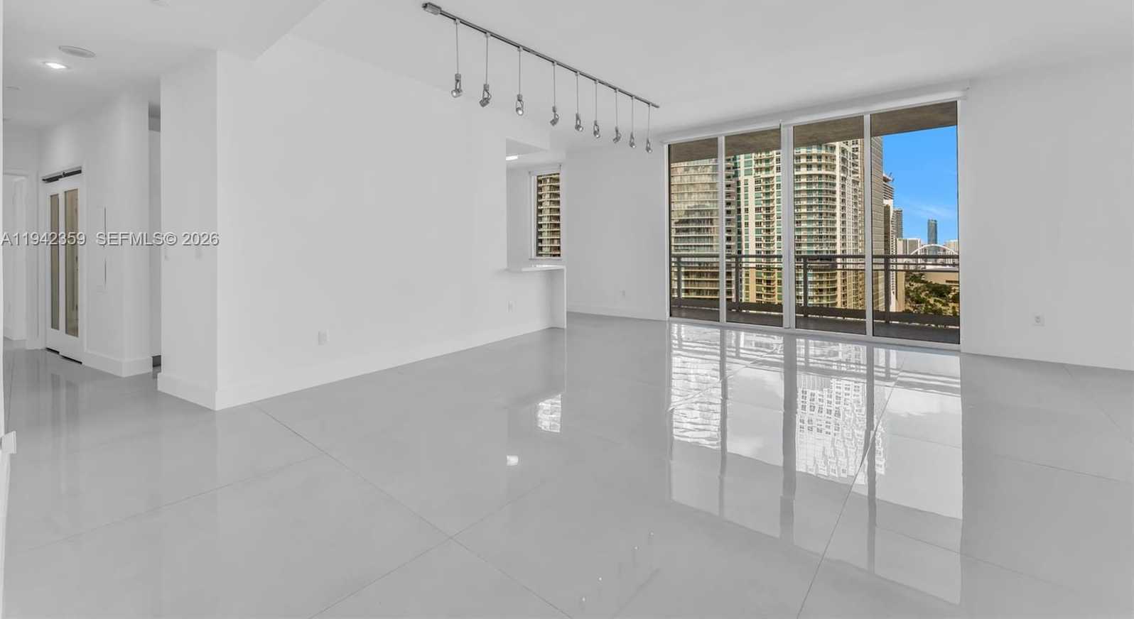 Small Image of 901 BRICKELL KEY BLVD #3206, Miami Number 8