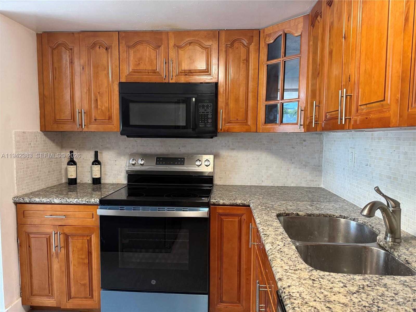 Small Image of 1865 79TH ST CSWY #3K, North Bay Village Number 7