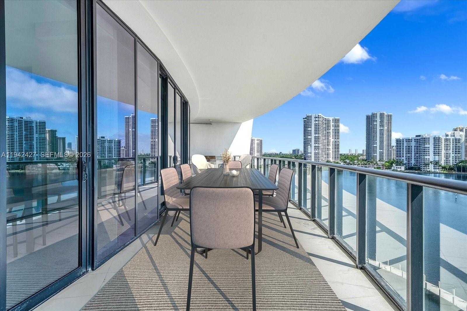 Small Image of 5500 EAST ISLAND ESTATES DR #704, Aventura Number 10