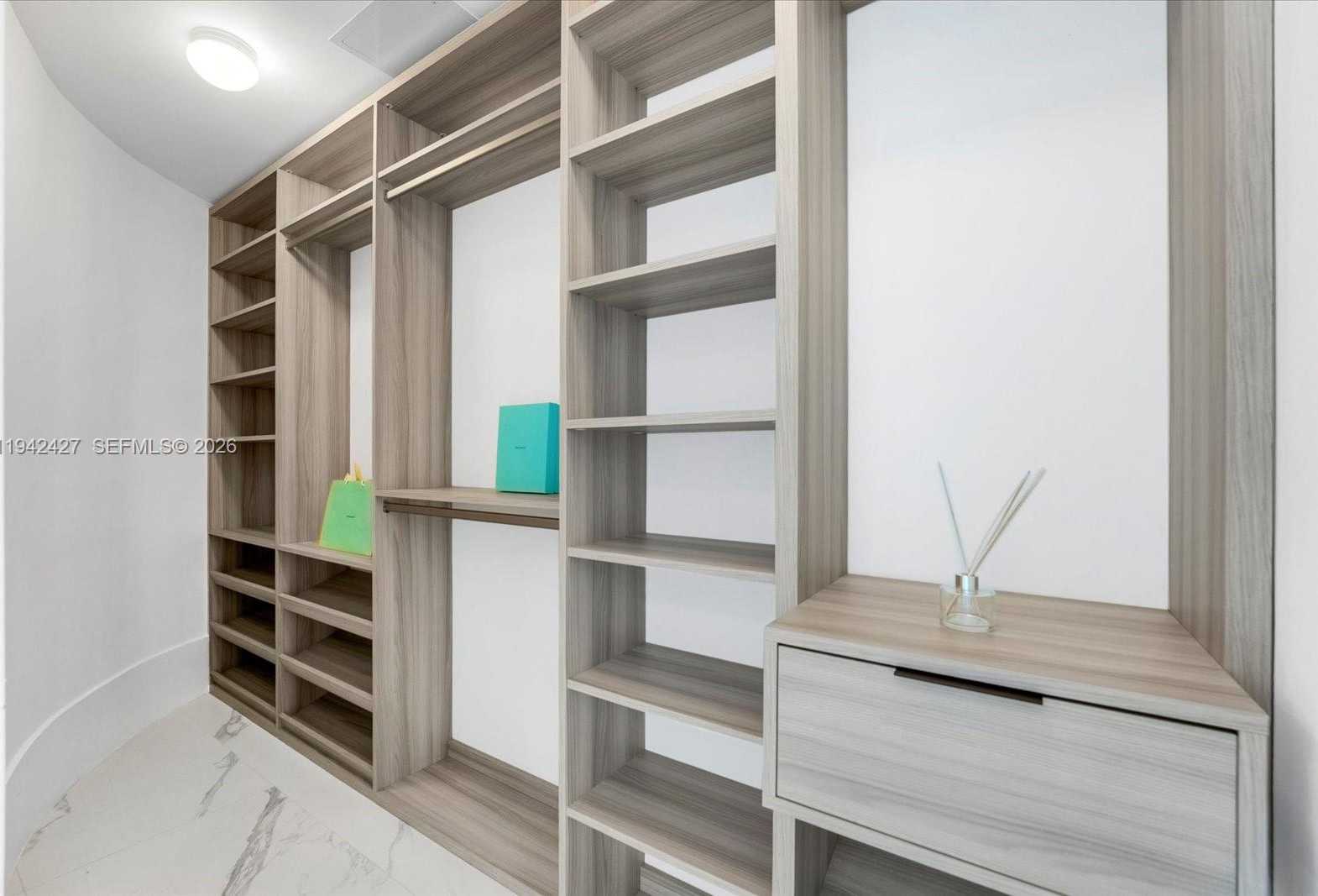 Small Image of 5500 EAST ISLAND ESTATES DR #704, Aventura Number 18