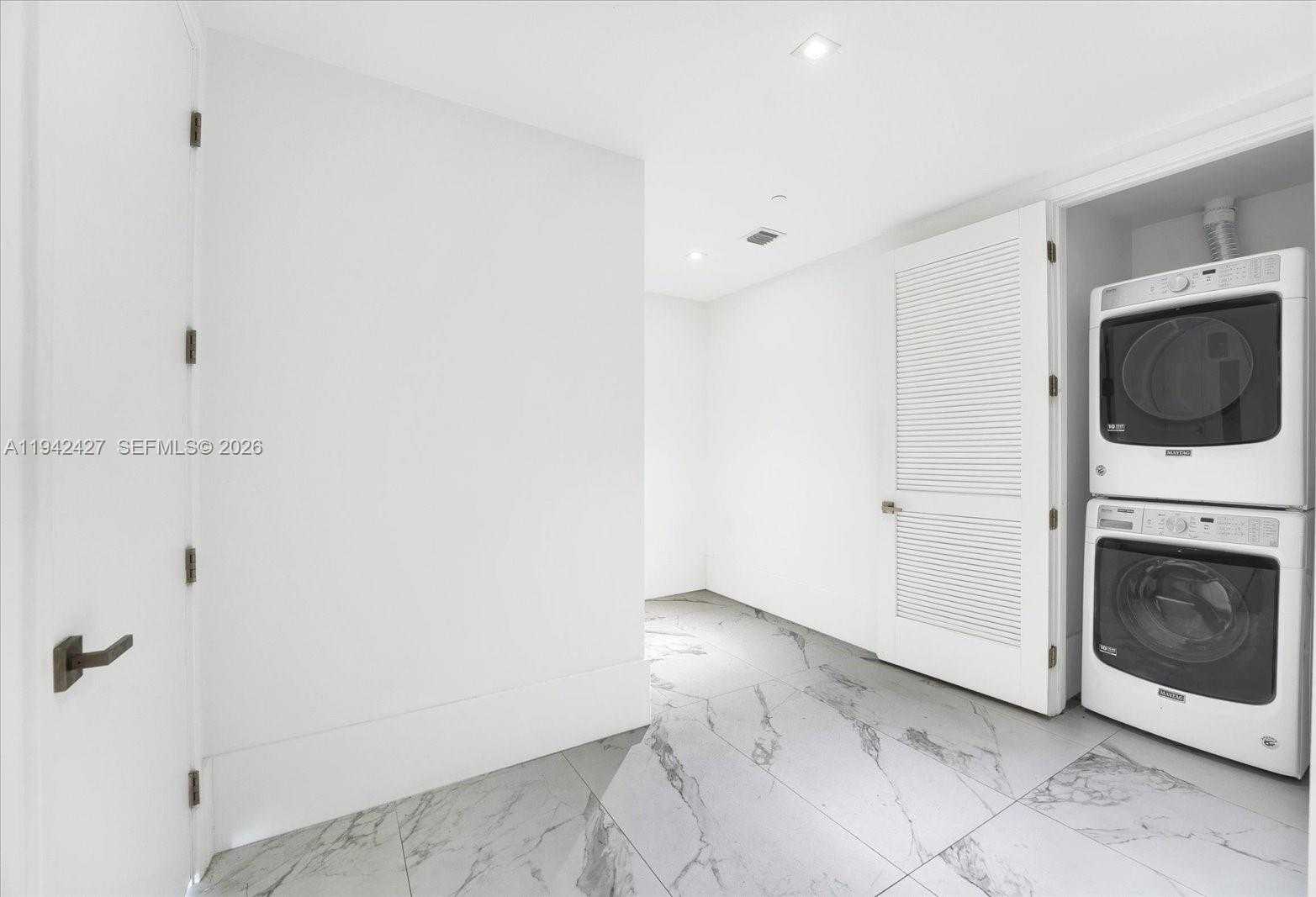 Small Image of 5500 EAST ISLAND ESTATES DR #704, Aventura Number 22