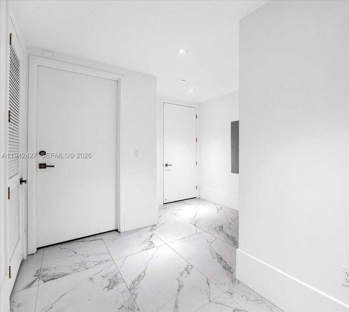 Small Image of 5500 EAST ISLAND ESTATES DR #704, Aventura Number 23