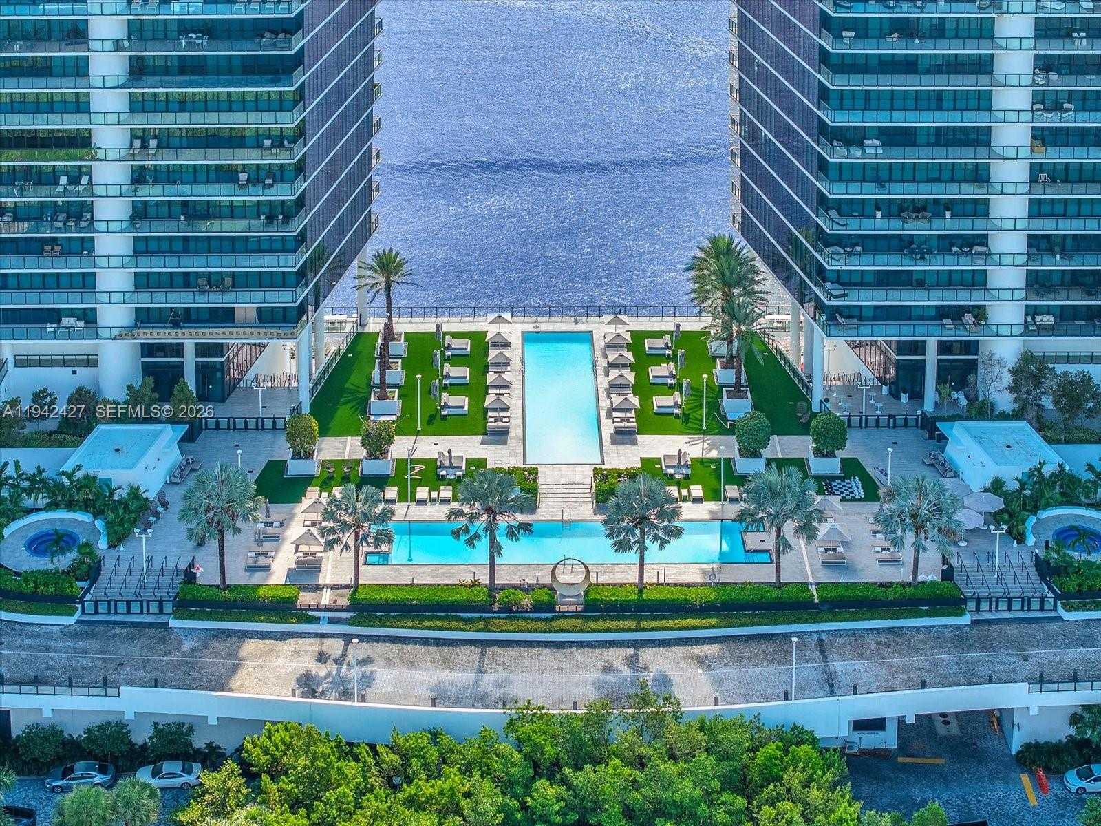 Small Image of 5500 EAST ISLAND ESTATES DR #704, Aventura Number 27