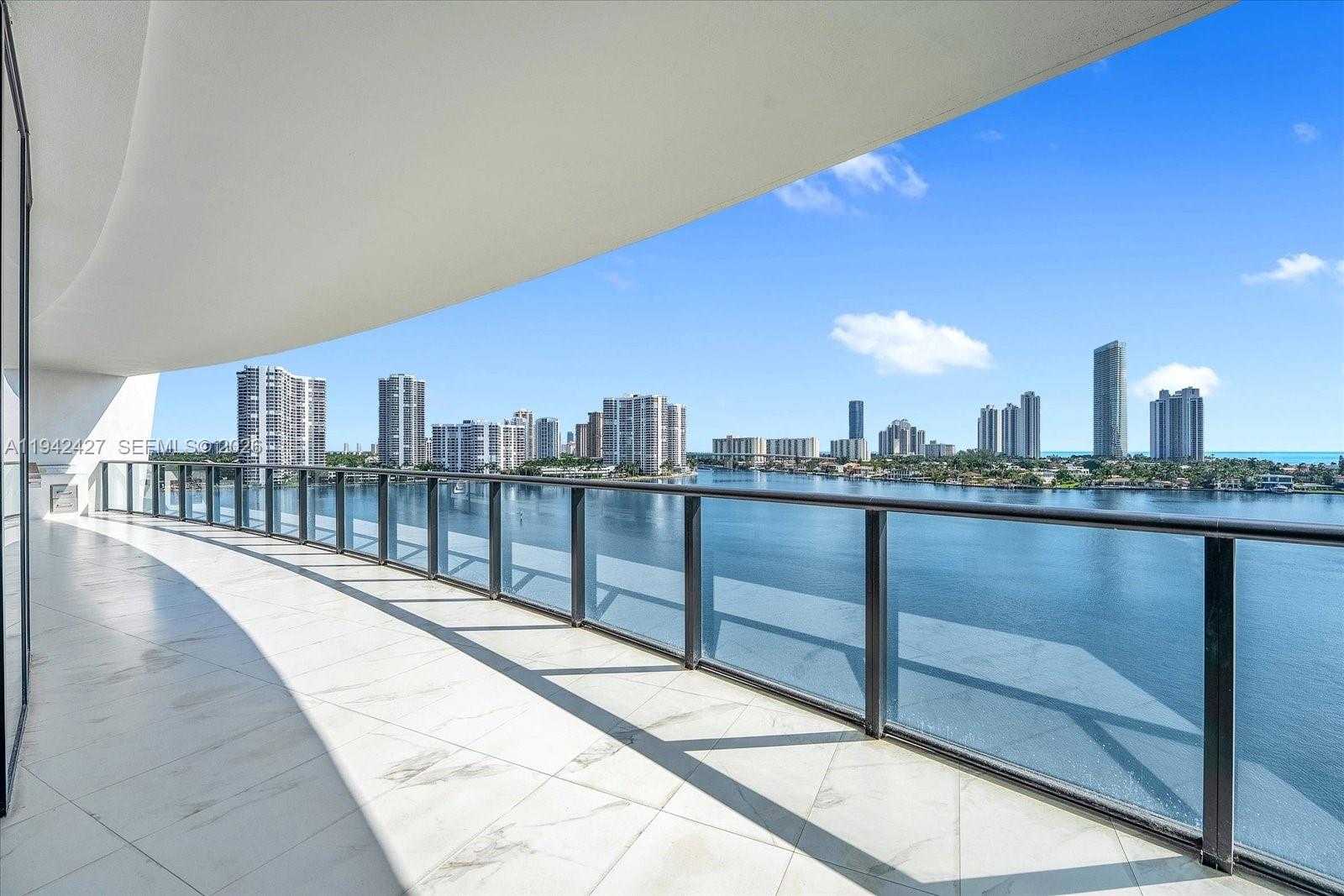 Small Image of 5500 EAST ISLAND ESTATES DR #704, Aventura Number 42