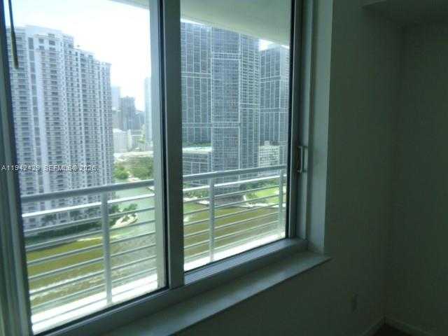 Small Image of 325 SOUTH BISCAYNE BLVD #2417, Miami Number 13