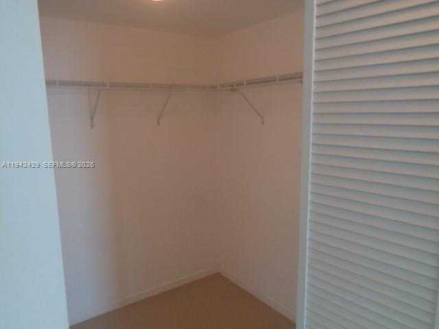 Small Image of 325 SOUTH BISCAYNE BLVD #2417, Miami Number 14