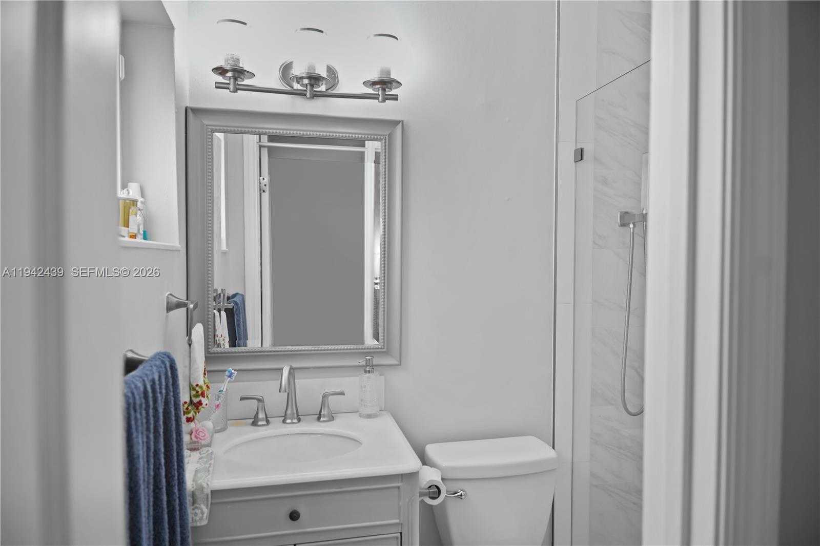 Small Image of 12481 SOUTH WEST 191ST TER, Miami Number 14