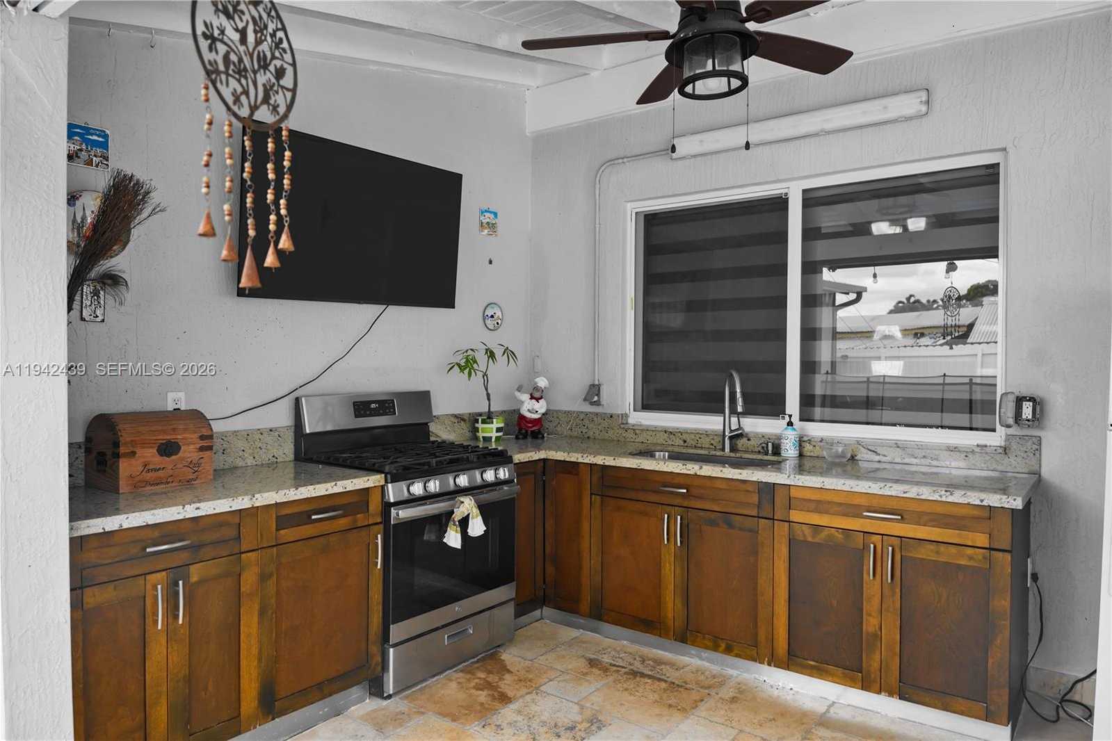 Small Image of 12481 SOUTH WEST 191ST TER, Miami Number 21