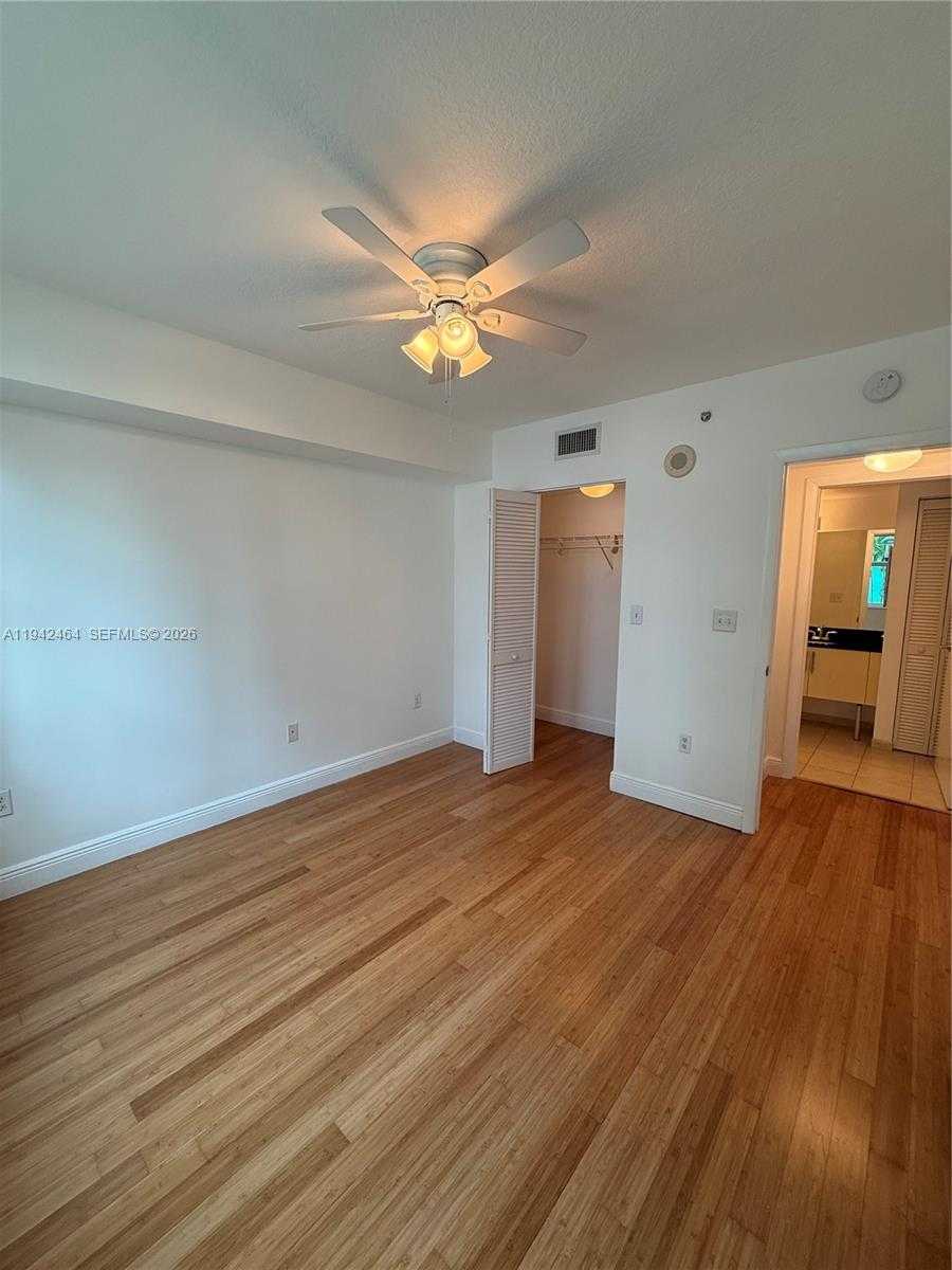 Small Image of 31 SOUTH EAST 5TH ST #1204, Miami Number 18