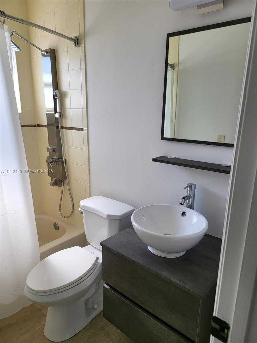 Small Image of 2330 SOUTH WEST 31ST AVE, Miami Number 8