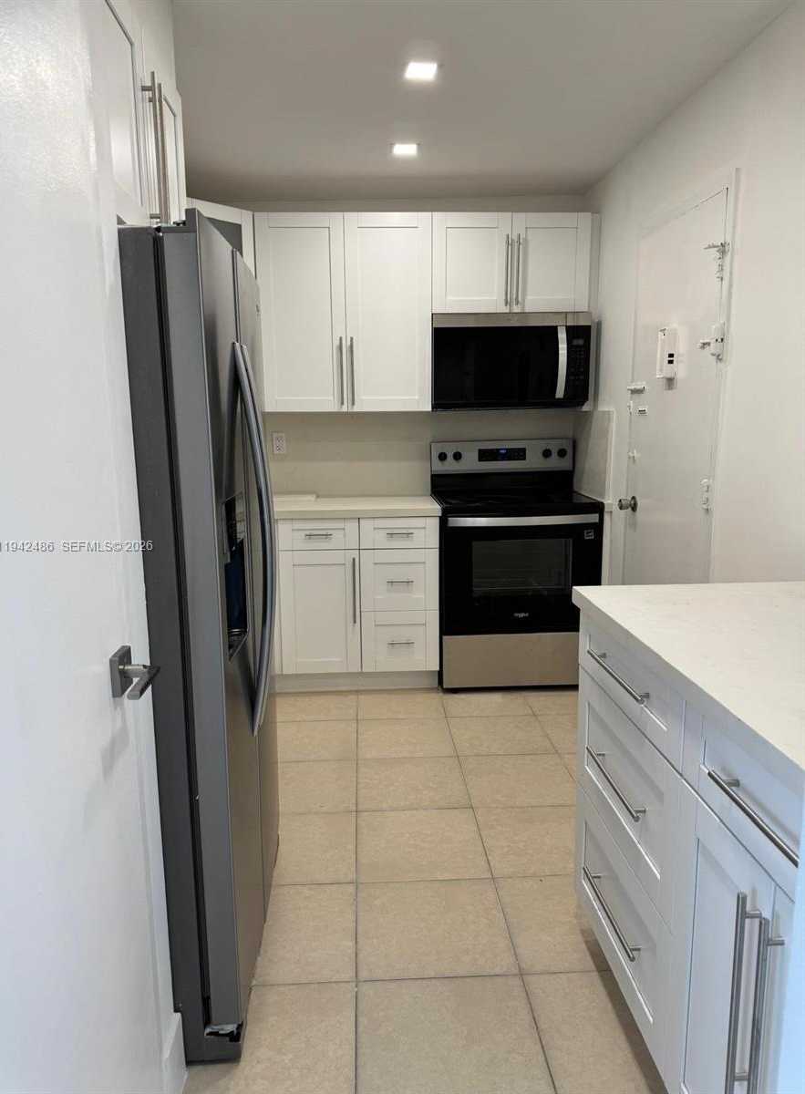 Small Image of 1865 79TH ST CSWY #15A, North Bay Village Number 1