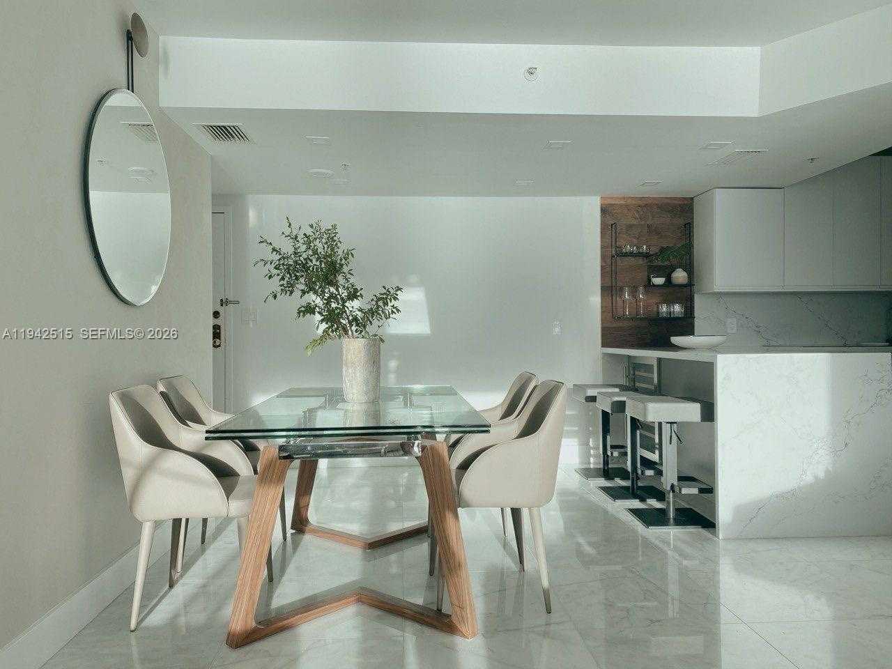 Small Image of 800 CLAUGHTON ISLAND DR #2002, Miami Number 3