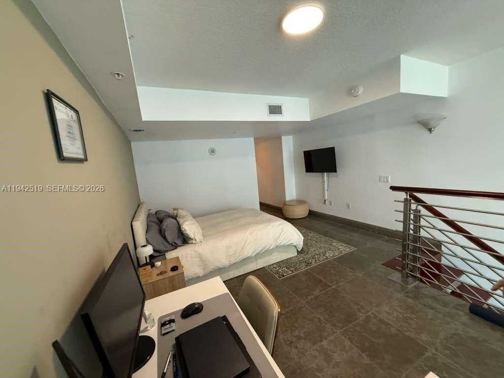 Small Image of 41 SOUTH EAST 5TH ST #712, Miami Number 15