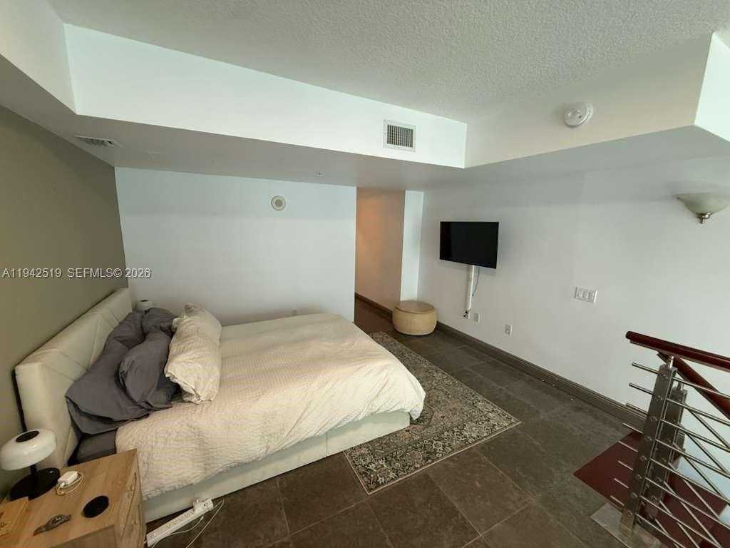 Small Image of 41 SOUTH EAST 5TH ST #712, Miami Number 16