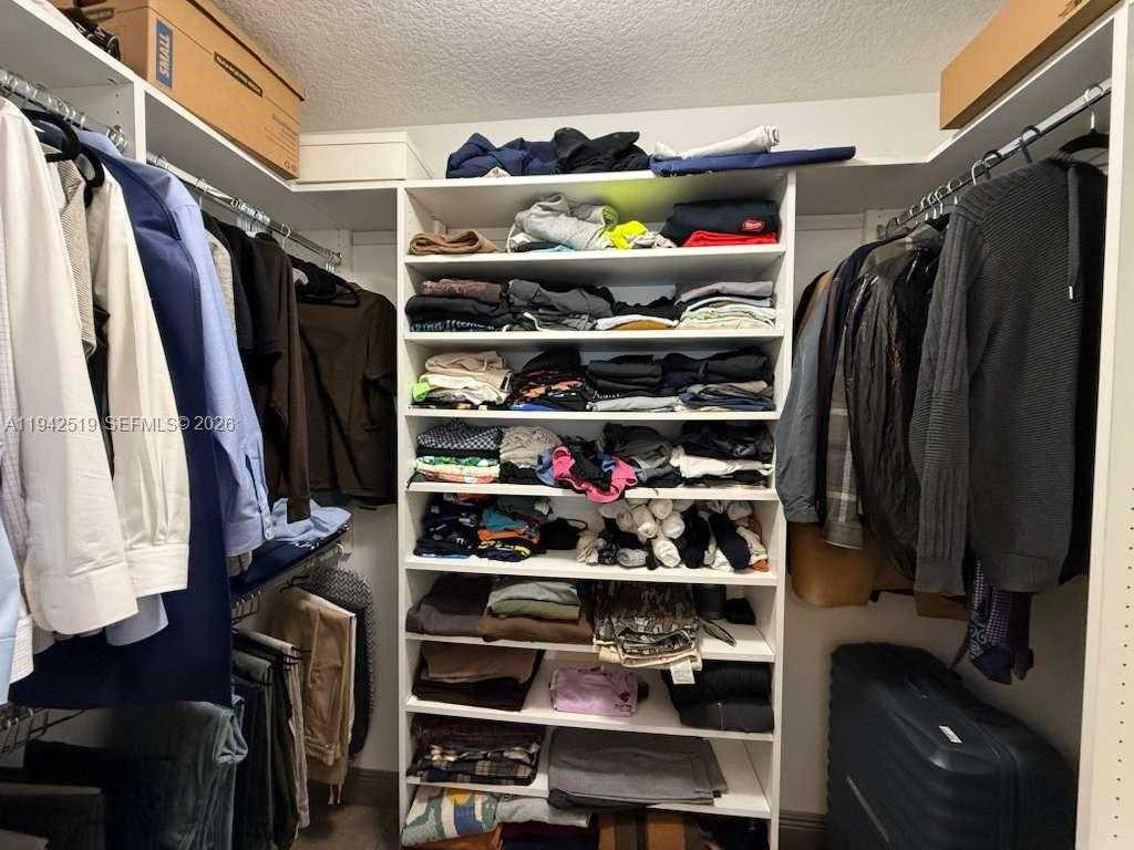 Small Image of 41 SOUTH EAST 5TH ST #712, Miami Number 23