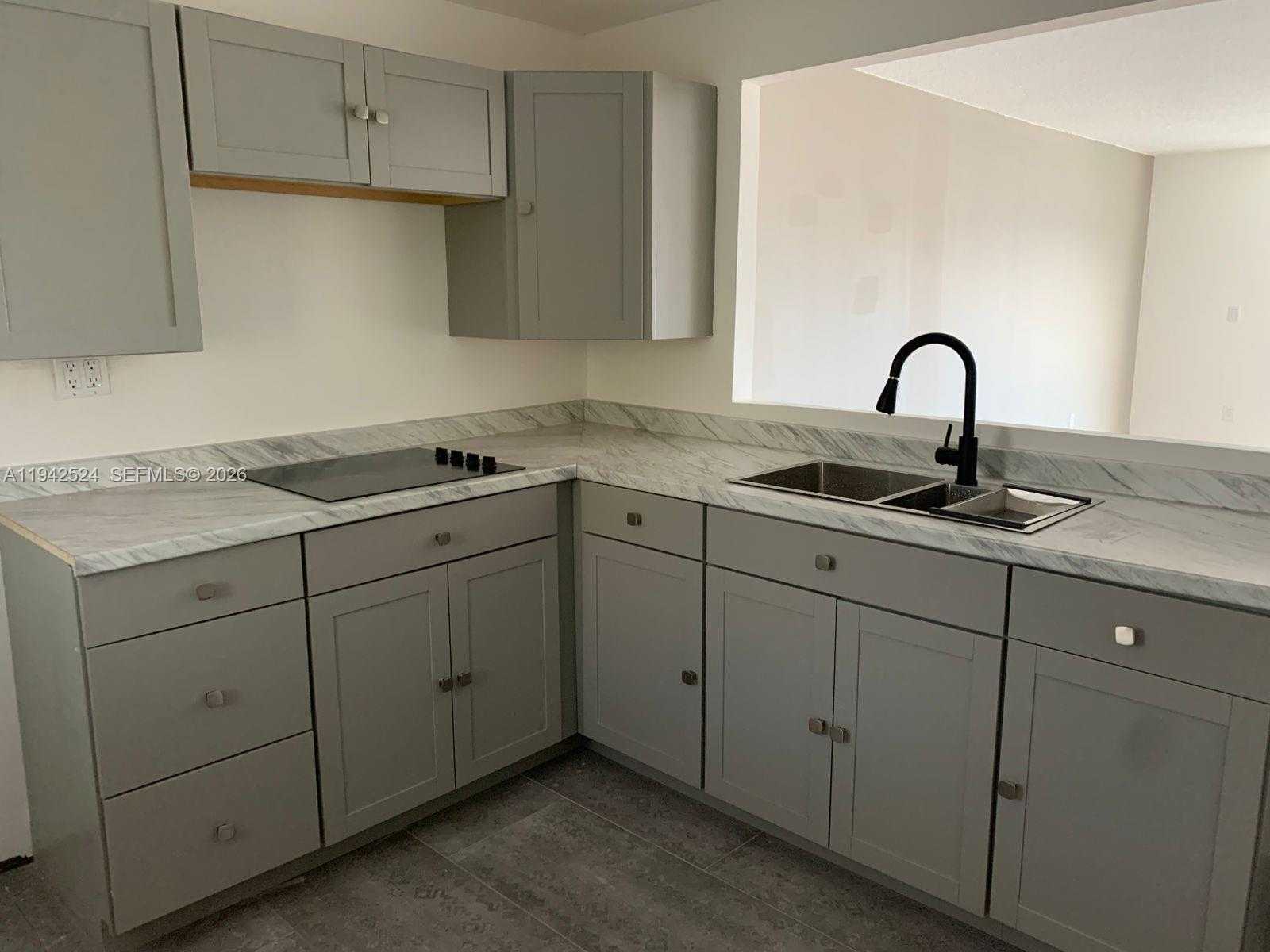 Small Image of 3600 NORTH EAST 170TH ST #402, North Miami Beach Number 2