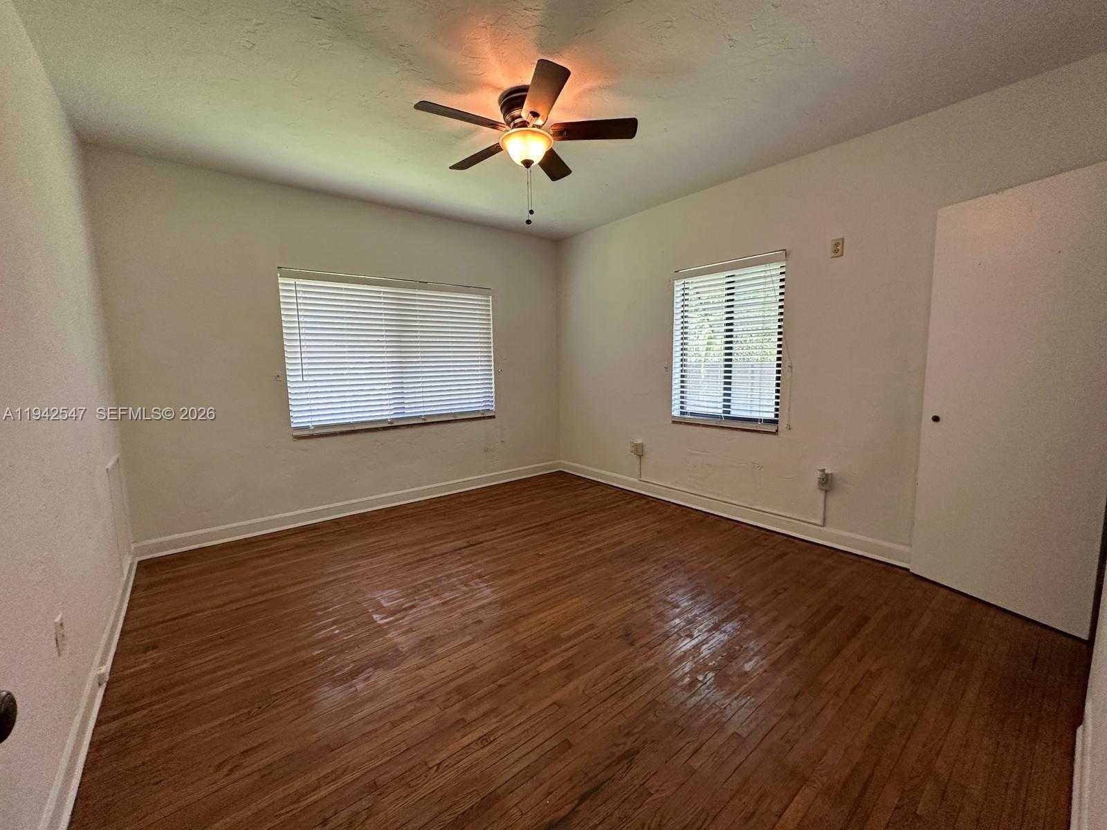 Small Image of 3050 SOUTH WEST 21ST ST, Miami Number 22